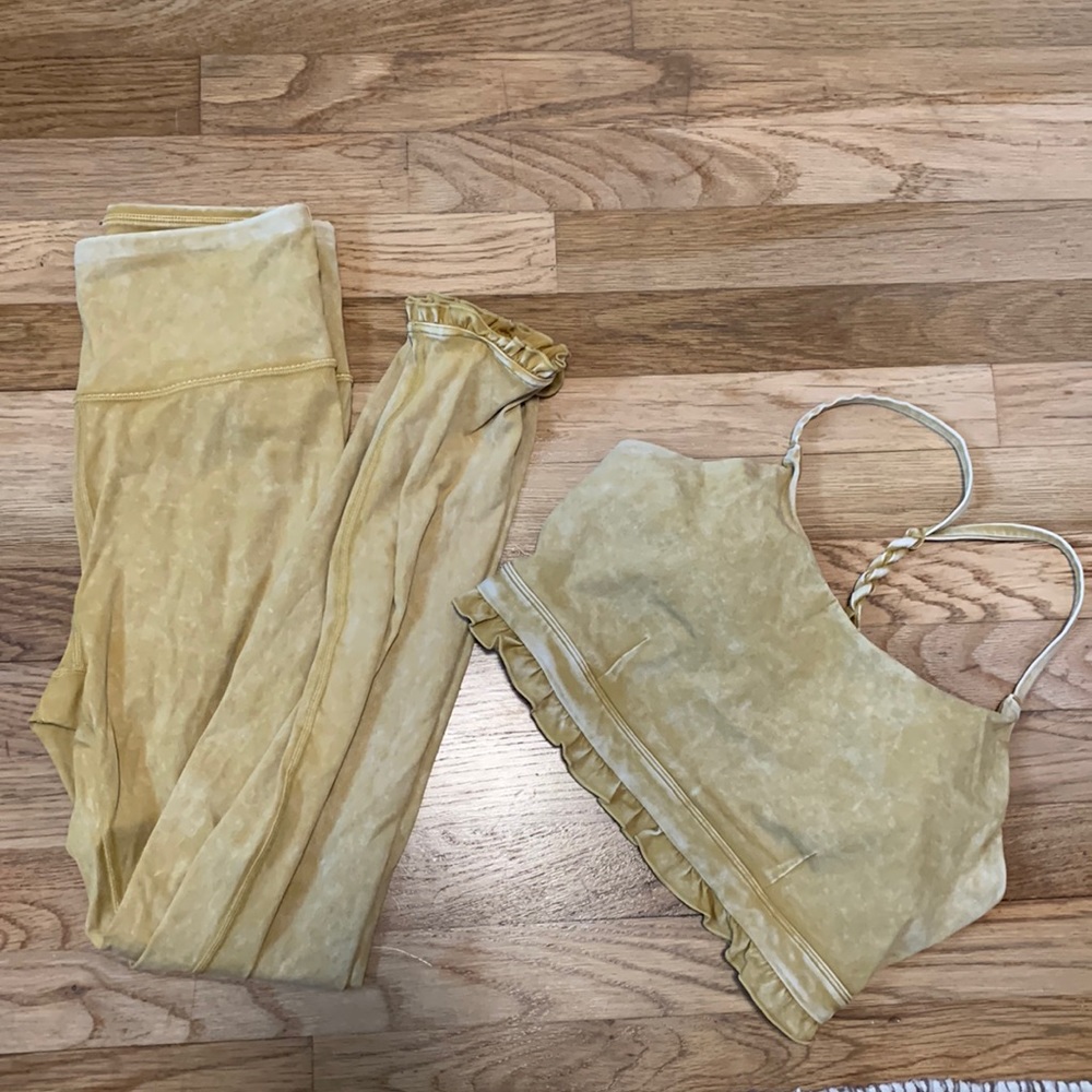 Joylab Activewear Set - Medium Bra - Small Leggings